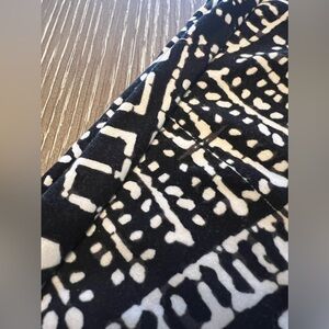 LulaRoe Tall & Curvy Black, White & Gray Leggings